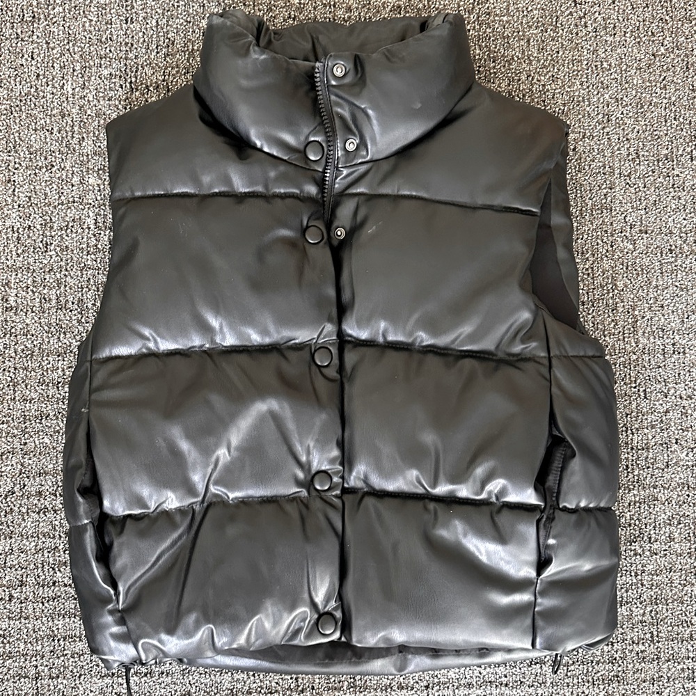 Zara Black Vest - Picture 1 of 1